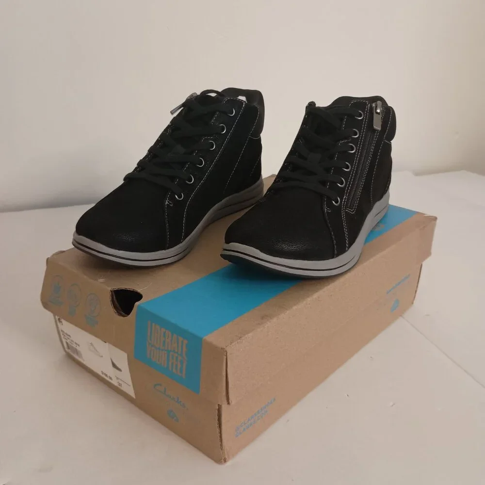 Clarks Comfort Cloudsteppers CC Breeze Glide High Top Womens 6.5 NWT - Picture 13 of 13